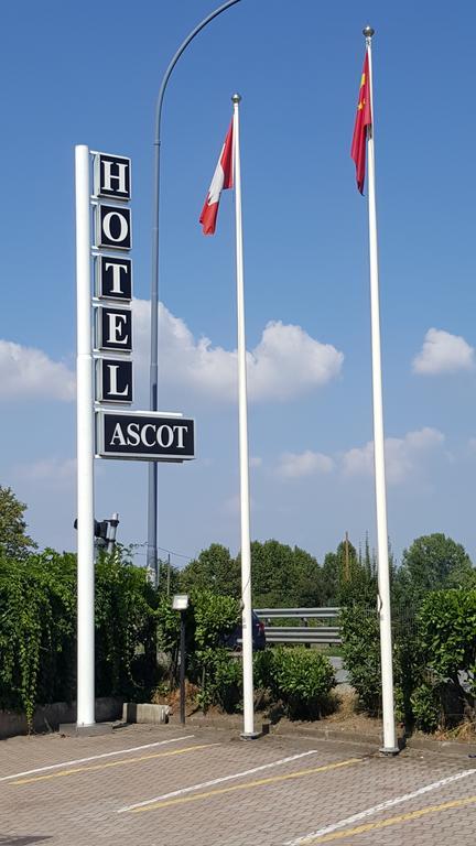 Hotel Ascot Binasco Zewnętrze zdjęcie